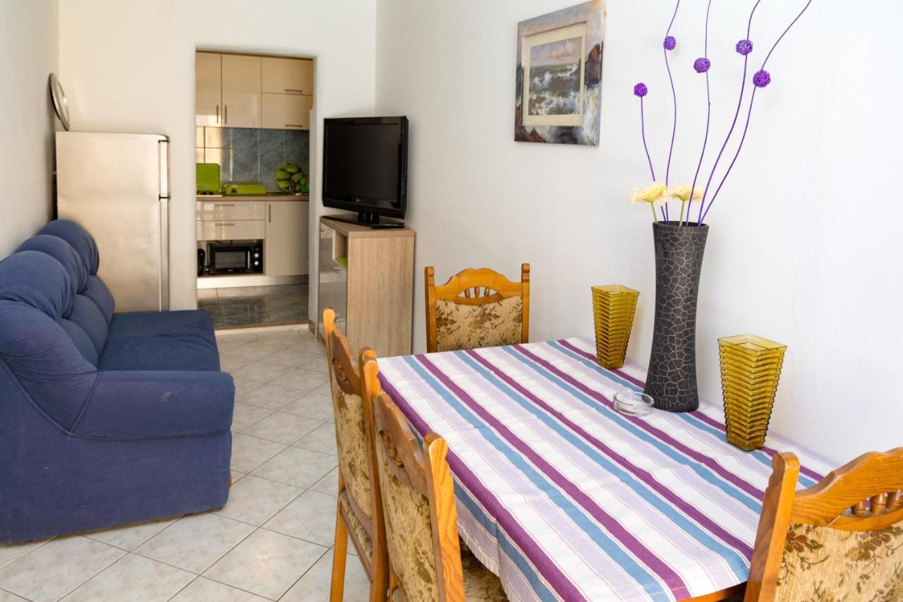 Bed&Breakfast Taverna Miskovic Pag Town Exterior foto